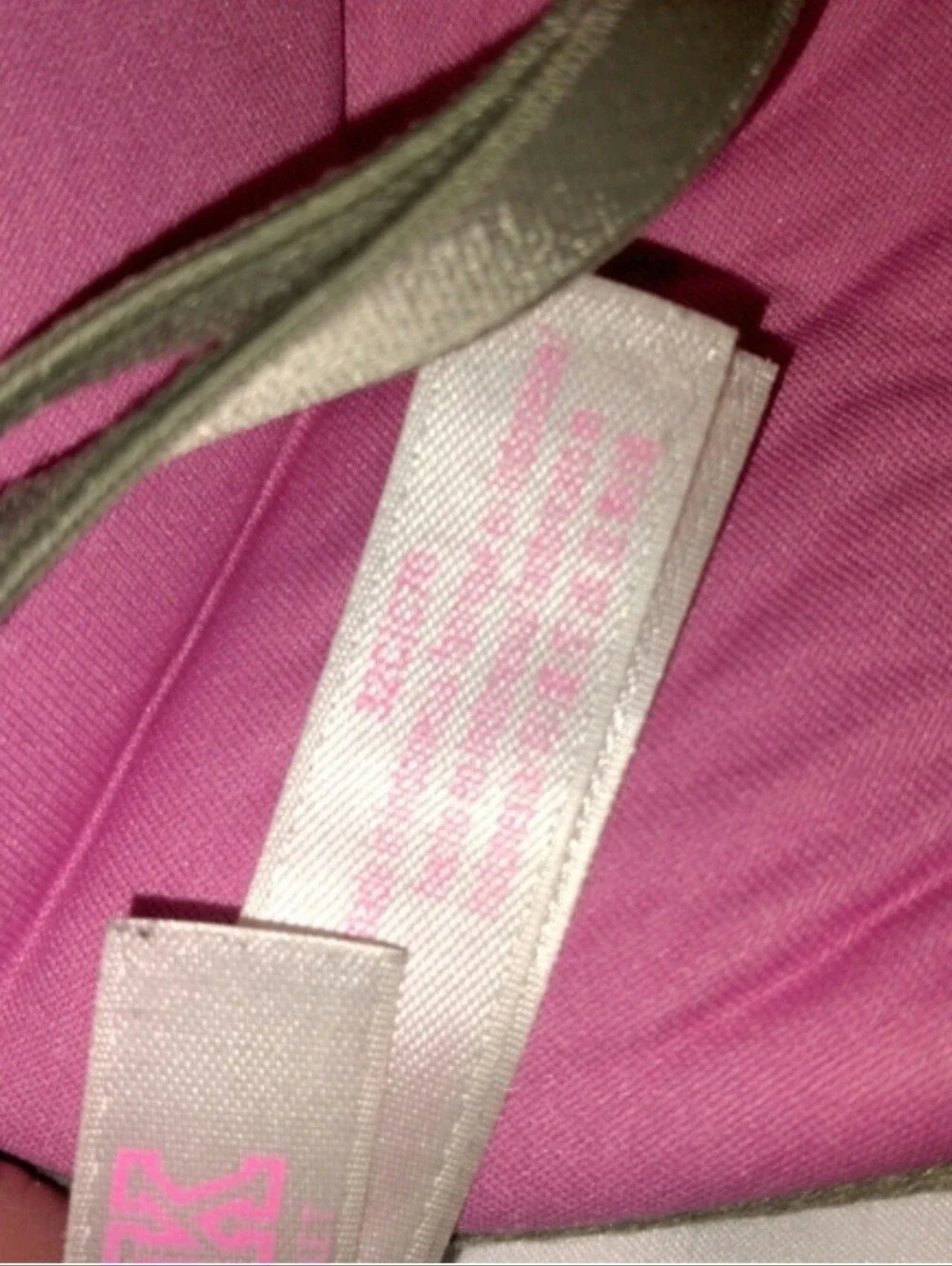PINK VICTORIA'S SECRET CAMO BRA SIZE 32 C
